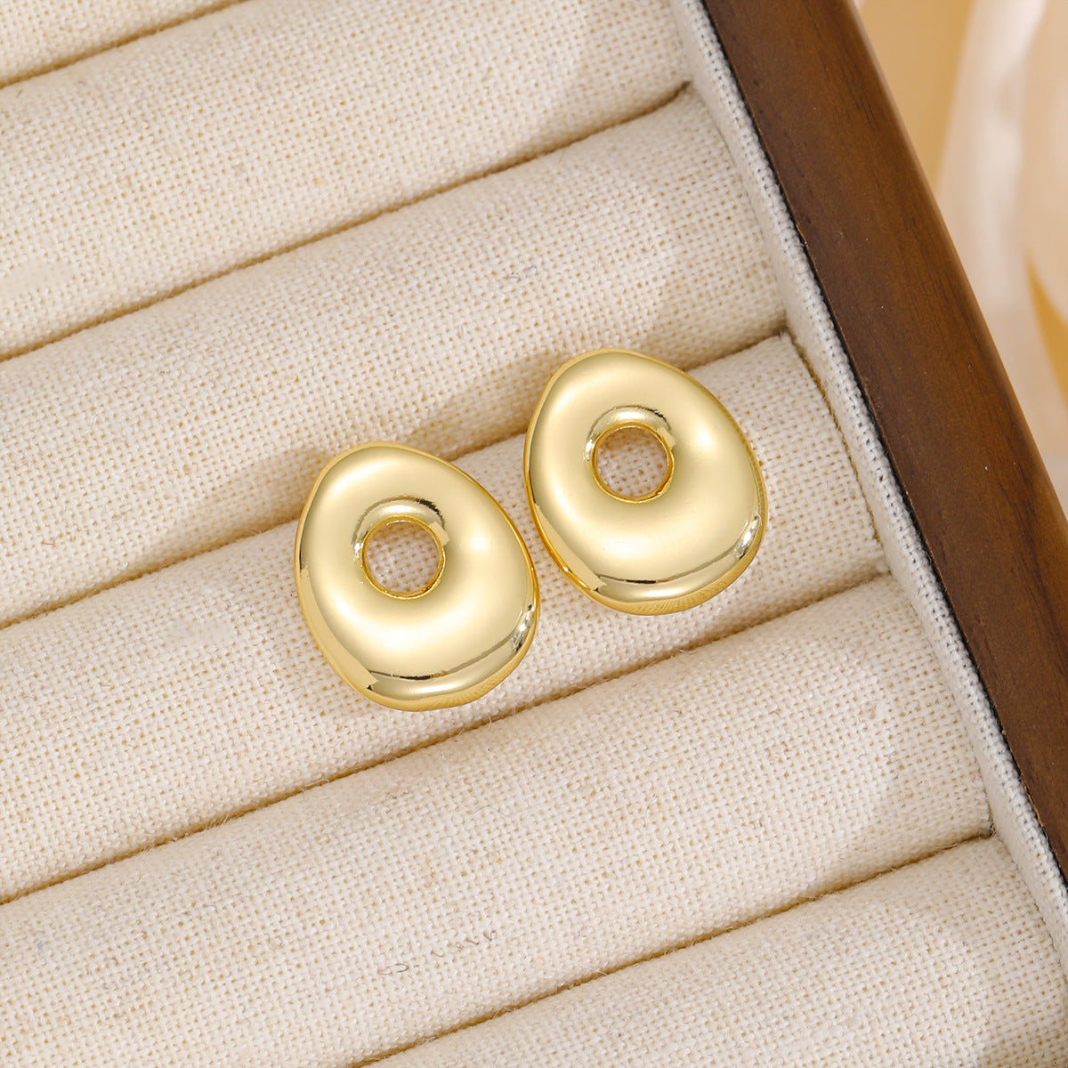 18K Gold-Plated Bubble Letter Stud Earrings (N-Z)